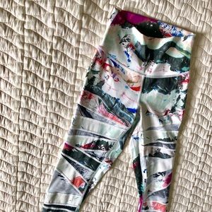 LEGGINGS PALOOZA! LULULEMON Printed Long w/Mesh 💞